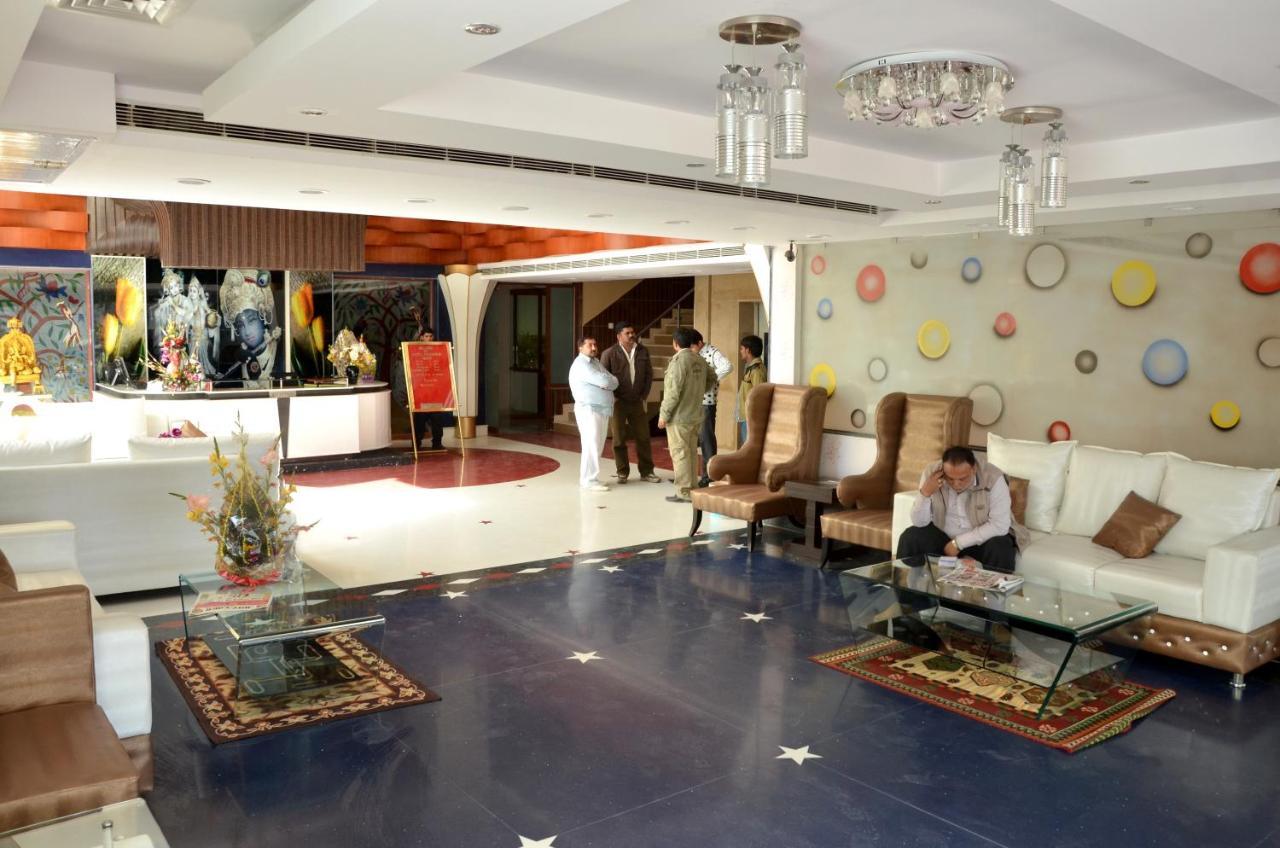 Hotel Raj Mandir Haridwar Bagian luar foto