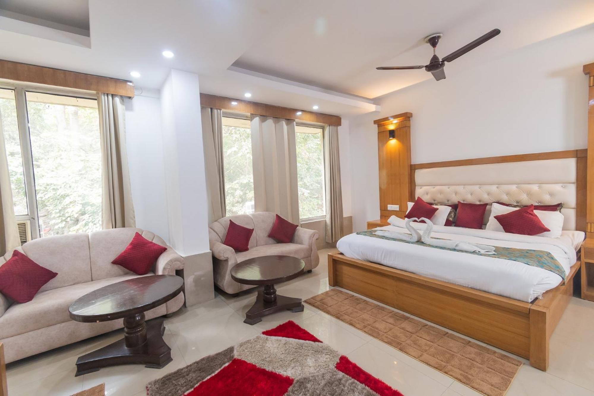 Hotel Raj Mandir Haridwar Bagian luar foto