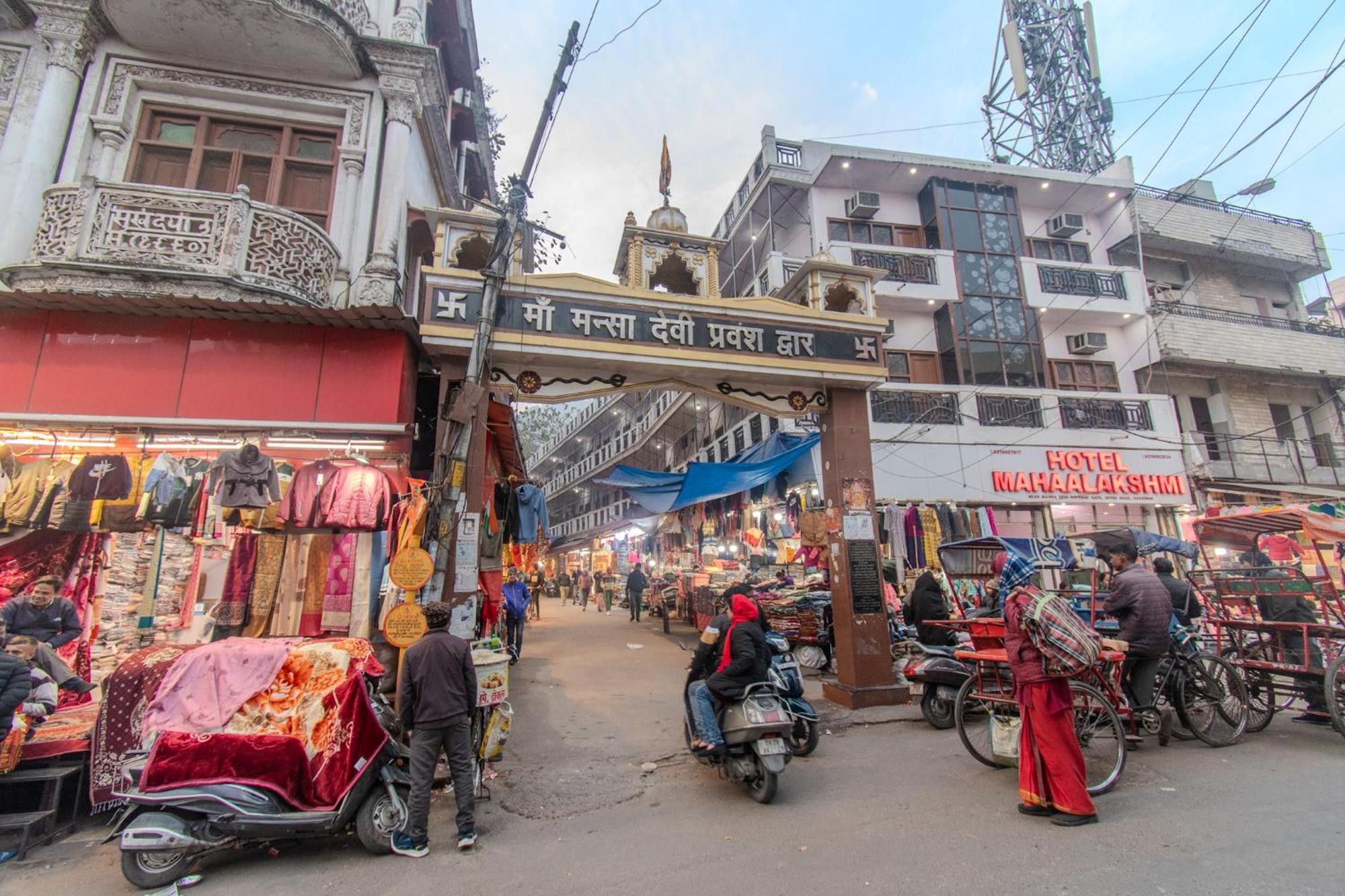 Hotel Raj Mandir Haridwar Bagian luar foto