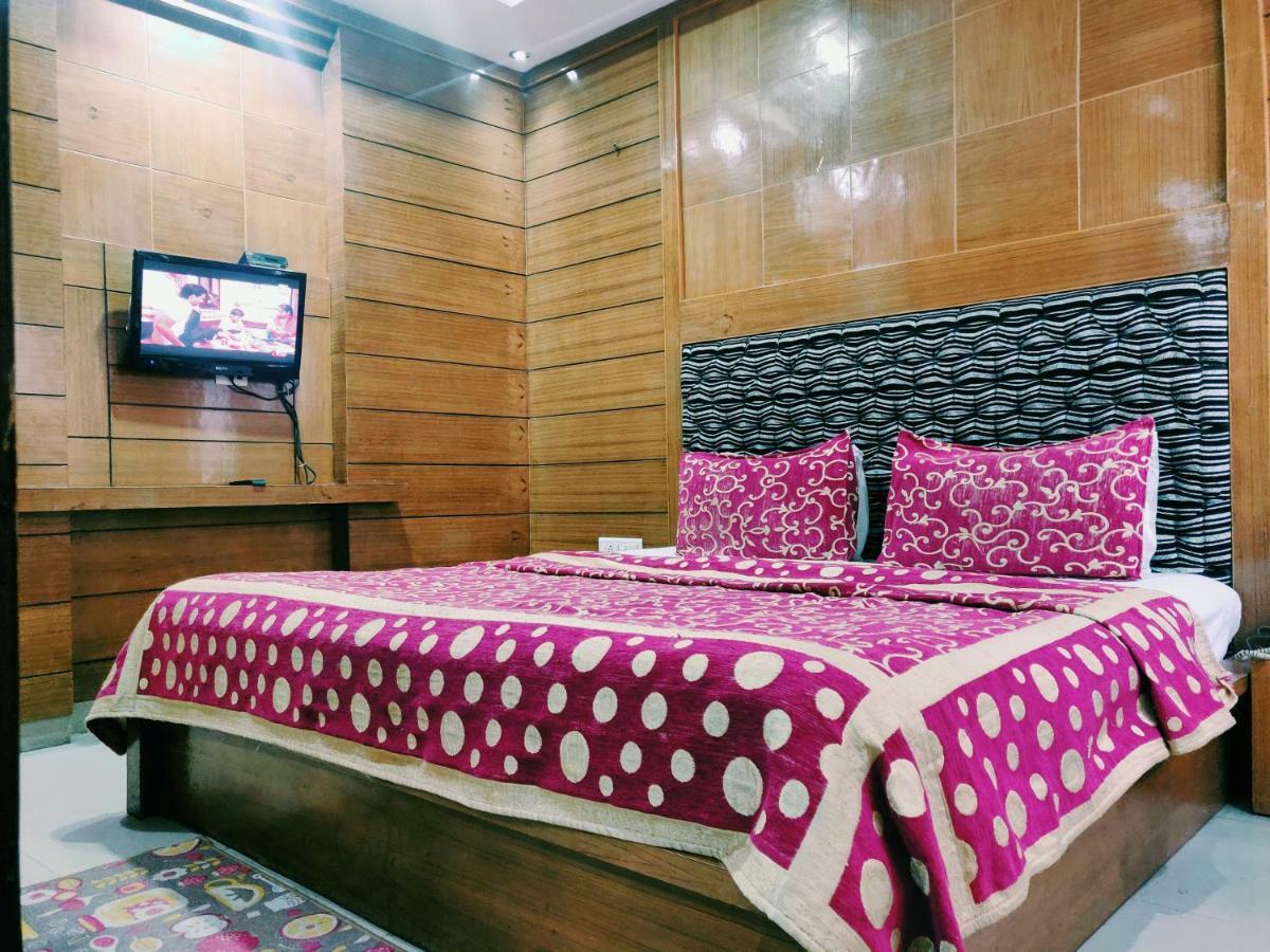 Hotel Raj Mandir Haridwar Bagian luar foto